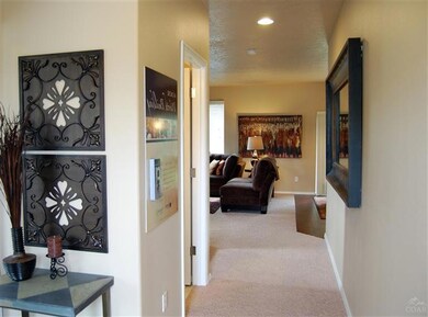 492 N Village Meadows Rd unit 23, Sisters, OR 97759 - photo 5