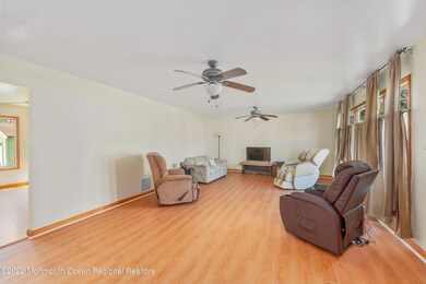 408 Middle Ln, Howell, NJ 07731 - photo 3
