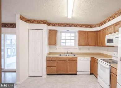 417 Trimblefields Dr, Edgewood, MD 21040 - photo 4