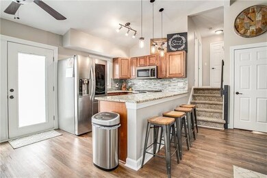 7109 Edgewood Blvd, Shawnee, KS 66203 - photo 6