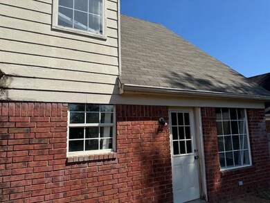 View of home's exterior