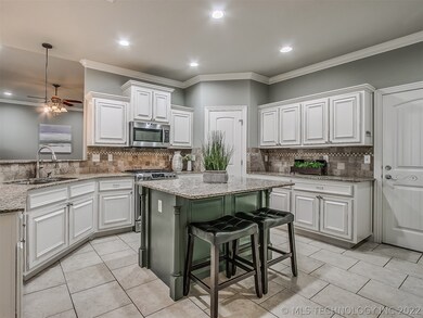 2506 Waterford Ct, Bartlesville, OK 74006 - photo 7