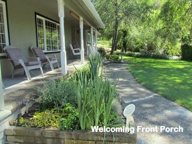 1575 Pinecrest Dr, Grants Pass, OR 97526 - photo 3