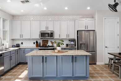 2481 E. Honeysuckle Pl.-5