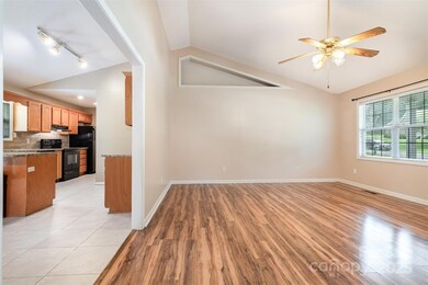 2076 Summerfield Cir, Conover, NC 28613 - photo 6