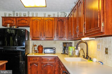 23308 Walnut Hollow Ct, California, MD 20619 - photo 7