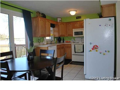 2635 Armstrong Ln, Mount Washington, KY 40047 - photo 7