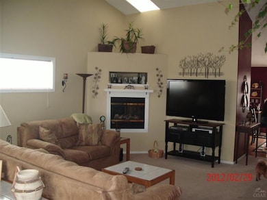 2929 SW Volcano Cir, Redmond, OR 97756 - photo 7