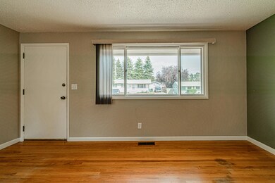 2112N5thSt_0024
