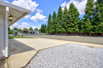 2867 Newbury Ln, Redding, CA 96002 - photo 2