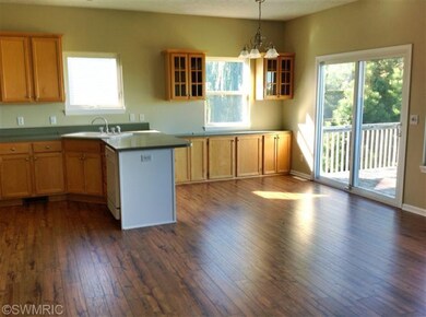 647 Firestone Dr SE unit 16, Byron Center, MI 49315 - photo 3