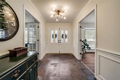 1005 Overhill Dr, Bedford, TX 76022 - photo 6