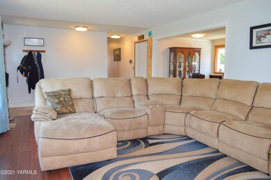 Large Family Room