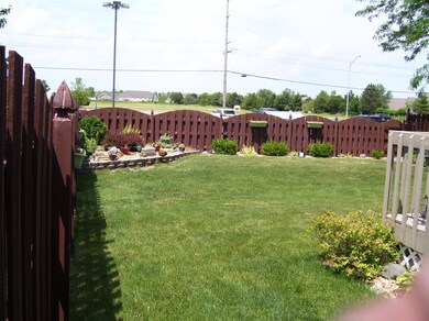 934 Ivanhoe Ln, Dyer, IN 46311 - photo 5