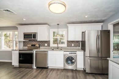 35 Lisa Dr, Brockton, MA 02302 - photo 4