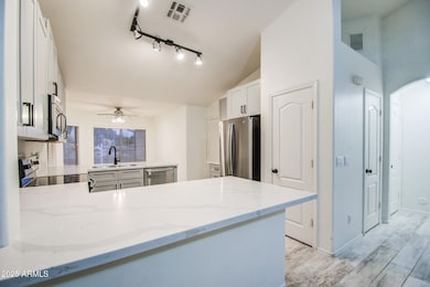 KITCHEN 3