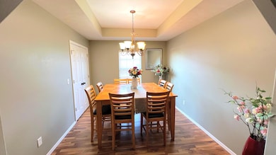 852B975B-5F1F-4EEE-B4D9-8AA27877649E