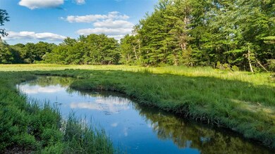 71 Mainmast Cir, New Castle, NH 03854 - photo 2