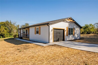 10604 Arkansas 43, Maysville, AR 72747 - photo 6