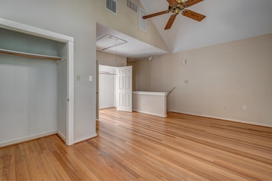 804 Columbia St, Houston, TX 77007 - photo 3