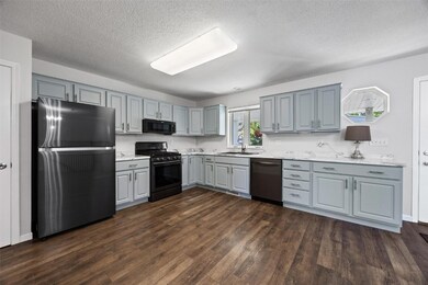 4736 Savannah Ct SE, Cedar Rapids, IA 52403 - photo 4