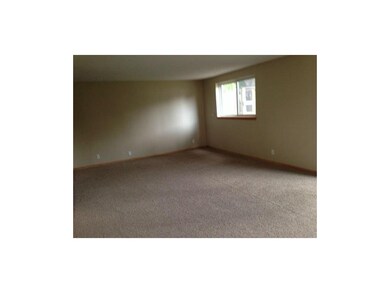Living Room-L2.