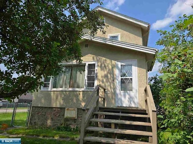 729 15th St N, Virginia, MN 55792 - photo 2