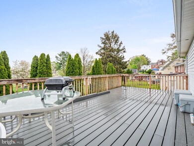 372 Nottingham Rd, Hagerstown, MD 21740 - photo 4