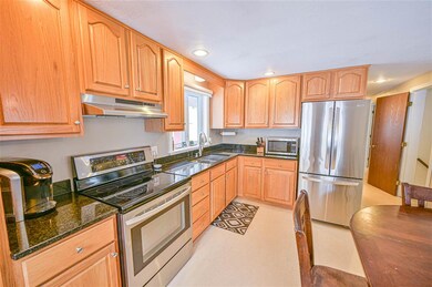 39 Palmisano Plaza, Barre, VT 05641 - photo 3