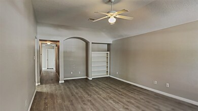 2338 Turnbury Elm Ct, Spring, TX 77386 - photo 2