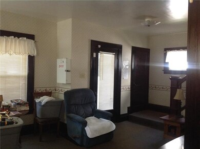 563 S Oakland Ave, Sharon, PA 16146 - photo 3