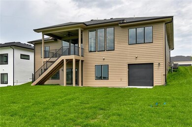 18088 Townsend Dr, Clive, IA 50325 - photo 3