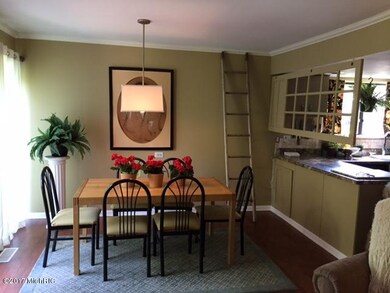 153 Selkirk Ct unit 112, Kalamazoo, MI 49006 - photo 7