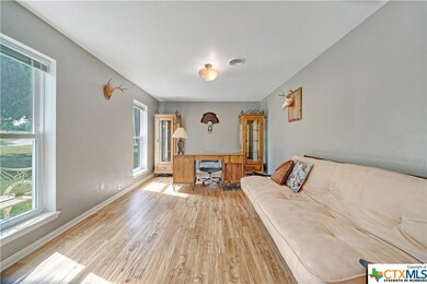 409 Oak Mott Rd, Eddy, TX 76524 - photo 4