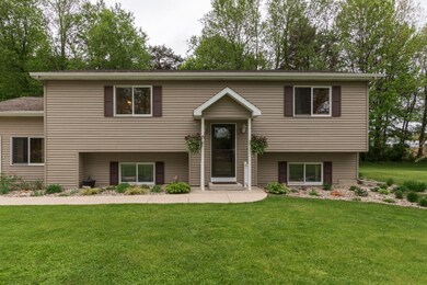 752 105th-4