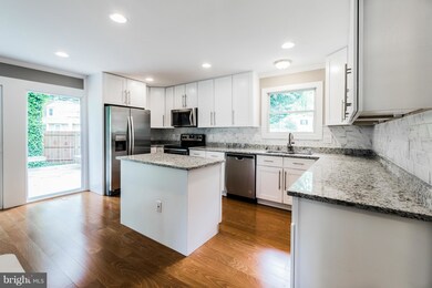 414 Hillsmere Dr, Annapolis, MD 21403 - photo 7