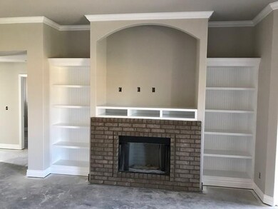 1229 Silver Oak St, Elkins, AR 72727 - photo 3