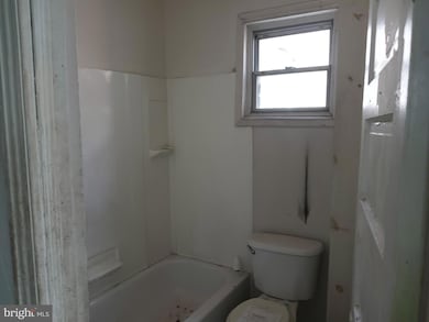 2117 N Pulaski St, Baltimore, MD 21217 - photo 7