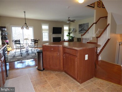 305 Bainbridge Ln, Lansdale, PA 19446 - photo 6