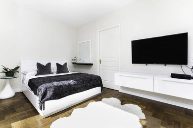 220 Riverside Blvd unit 4-D, New York, NY 10069 - photo 4