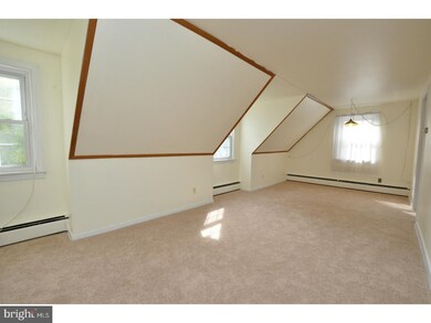 4209 Bridgeboro Rd unit 2, Moorestown, NJ 08057 - photo 4