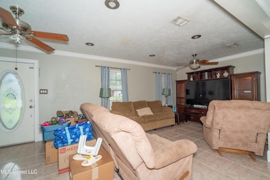 908 Latil St-03887