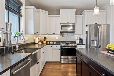 Stainless Appliances & Stepped Cabinets