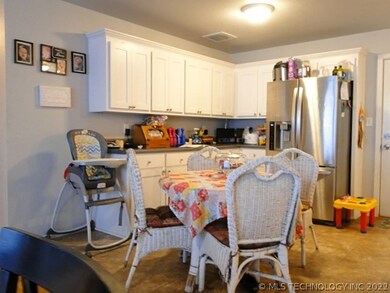 417 E Poplar Place, Sallisaw, OK 74955 - photo 7