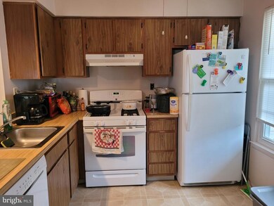 207 Boothby Ct, Sewell, NJ 08080 - photo 3