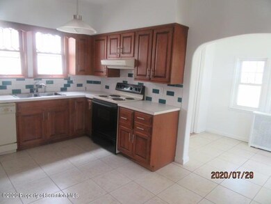 231 4th St, Olyphant, PA 18447 - photo 7