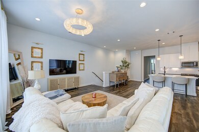 5719 White Magnolia St, Houston, TX 77091 - photo 4