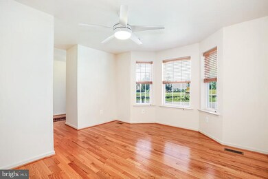 9111 Davene Ln, Laurel, MD 20723 - photo 7