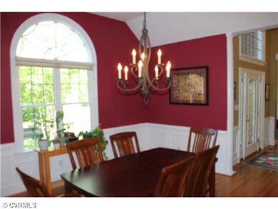 Dining Room - Vaulted 10'10