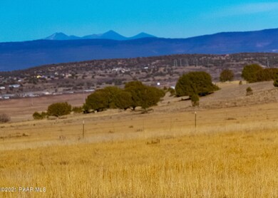 22455 N Post Rd, Paulden, AZ 86334 - photo 4